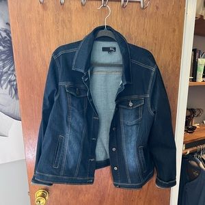 NWOT 1822 stretchy jean jacket